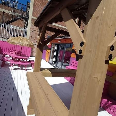 Penthouse Apartment, Sleeps 21 With Terrace Liverpool Exterior photo